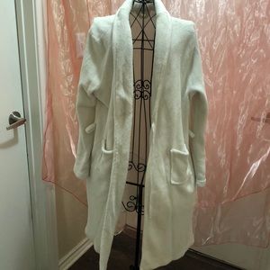 White Warm & Fuzzy Bathrobe w/ Sash